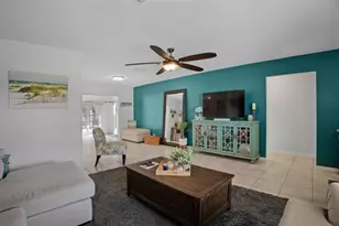 223 SE 7th St, Dania Beach, FL 33004 - Photo 9