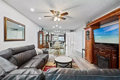 10123 Sunrise Lakes Boulevard #307, Sunrise, FL 33322 - Photo 9