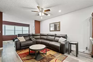 10123 Sunrise Lakes Blvd, Sunrise, FL 33322 - Photo 11