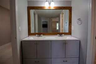 9417 NW 42nd St, Sunrise, FL 33351 - Photo 21