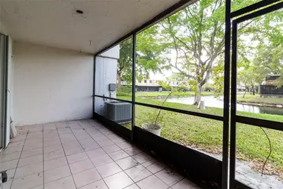 9417 NW 42nd Street, Sunrise, FL 33351 - Photo 11