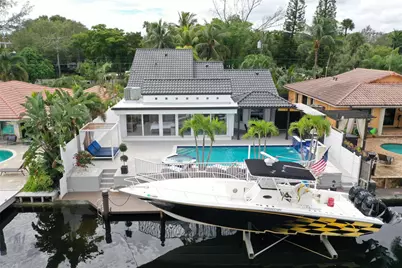 2363 SE 15th Street, Pompano Beach, FL 33062 - Photo 1