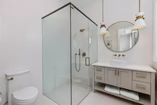 2520 Del Lago Dr, Fort Lauderdale, FL 33316 - Photo 65