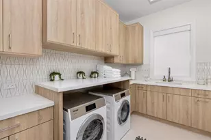 2520 Del Lago Dr, Fort Lauderdale, FL 33316 - Photo 71