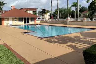 18860 NW 57th Ave, Hialeah, FL 33015 - Photo 5