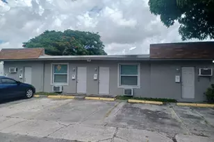 24 SW 13th St, Dania Beach, FL - Photo 1