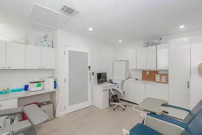 6445 SW 8th Street, Miami, FL 33144 - Photo 11