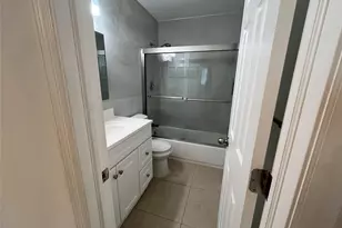 2100 NE 38th St, Pompano Beach, FL 33064 - Photo 13