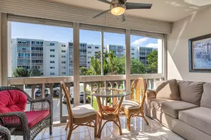 1001 NE 14th Ave, Hallandale Beach, FL 33009 - Photo 15