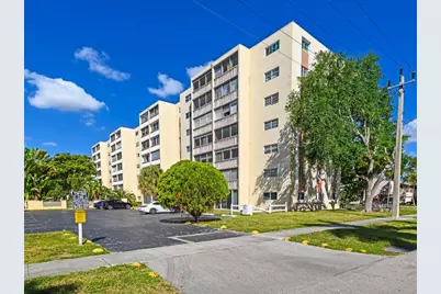 1001 NE 14th Avenue #303, Hallandale Beach, FL 33009 - Photo 43