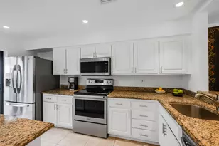 547 NE 7th Ave, Fort Lauderdale, FL 33301 - Photo 3