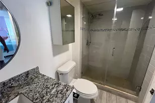 3731 N Country Club Dr, Aventura, FL 33180 - Photo 25