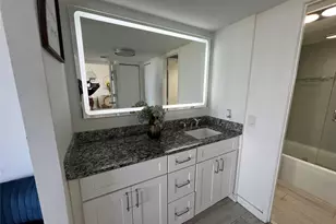 3731 N Country Club Dr, Aventura, FL 33180 - Photo 17