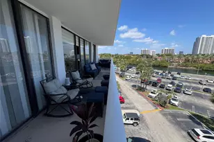 3731 N Country Club Dr, Aventura, FL 33180 - Photo 27