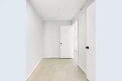 1930 E Sunrise Boulevard #4, Fort Lauderdale, FL 33304 - Photo 11