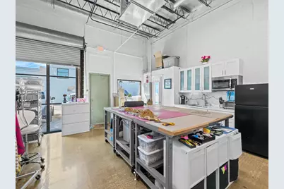 719 NE 2nd Avenue, Fort Lauderdale, FL 33304 - Photo 11