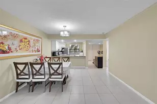 6109 Balboa Cir, Boca Raton, FL 33433 - Photo 9