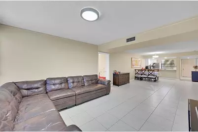 6109 Balboa Circle #305, Boca Raton, FL 33433 - Photo 11