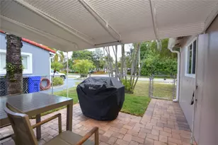 981 SW 32nd St, Fort Lauderdale, FL 33315 - Photo 15