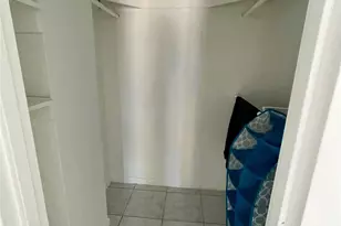 2000 Atlantic Shores Blvd, Hallandale Beach, FL 33009 - Photo 17