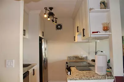 900 SW 11th Avenue #5C, Hallandale Beach, FL 33009 - Photo 5