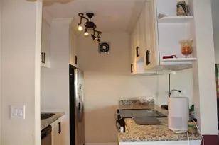 900 SW 11th Ave, Hallandale Beach, FL 33009 - Photo 5