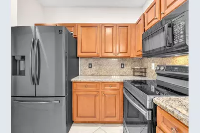4776 Lago Vista Drive, Coconut Creek, FL 33073 - Photo 13