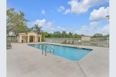 4776 Lago Vista Drive, Coconut Creek, FL 33073 - Photo 29