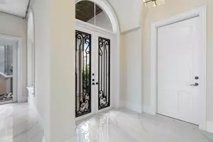 549 NE 19th Ave, Deerfield Beach, FL 33441 - Photo 5