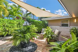 1616 SE 4th St, Deerfield Beach, FL 33441 - Photo 15