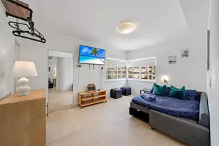 1100 Collins Ave, Miami Beach, FL 33139 - Photo 9