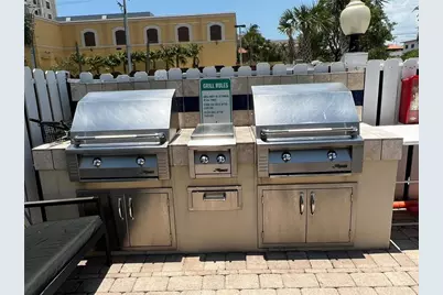 2555 NE 11th Street #703, Fort Lauderdale, FL 33304 - Photo 11