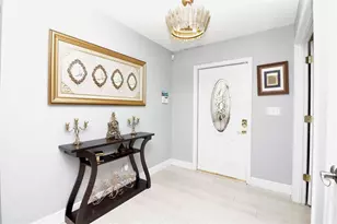 6307 Silk Oak Cir, Tamarac, FL 33319 - Photo 9