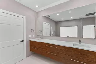 615 3rd Key Dr, Fort Lauderdale, FL 33304 - Photo 37