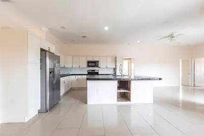 906 E 10th Street, Lehigh Acres, FL 33972 - Photo 9