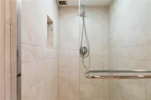 511 Bayshore Dr, Fort Lauderdale, FL 33304 - Photo 19