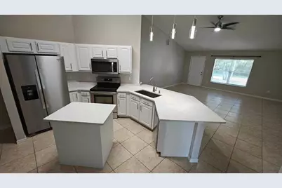 585 NW Floresta Drive, Port Saint Lucie, FL 34983 - Photo 5