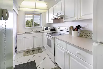 2100 NE 38th Street #222, Lighthouse Point, FL 33064 - Photo 13