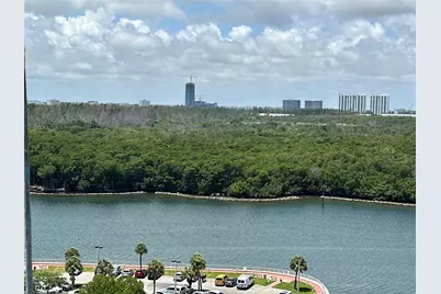 400 Kings Point Drive #1423, North Miami Beach, FL 33160 - Photo 35