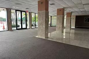 400 Kings Point Dr, North Miami Beach, FL 33160 - Photo 23