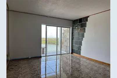 400 Kings Point Drive #1423, North Miami Beach, FL 33160 - Photo 7