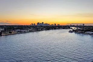 435 Bayshore Dr, Fort Lauderdale, FL 33304 - Photo 1