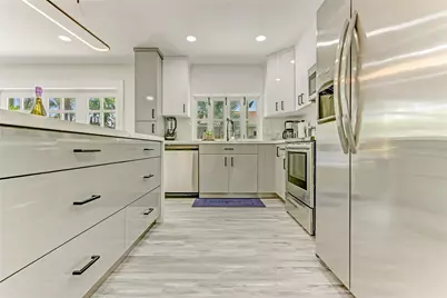 16643 Redwood Way, Weston, FL 33326 - Photo 21