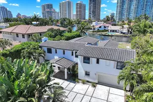 354 Golden Beach Dr, North Miami Beach, FL 33160 - Photo 3