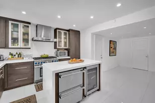 354 Golden Beach Dr, North Miami Beach, FL 33160 - Photo 7