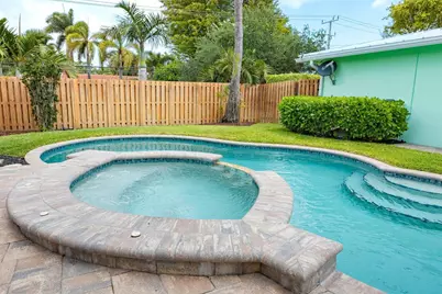 1924 NE 18th Street, Fort Lauderdale, FL 33305 - Photo 11