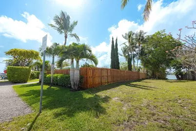 1924 NE 18th Street, Fort Lauderdale, FL 33305 - Photo 39