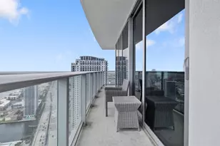 4111 S Ocean Dr, Hollywood, FL 33019 - Photo 7