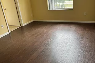 7473 Tam Oshanter Blvd, North Lauderdale, FL 33068 - Photo 11