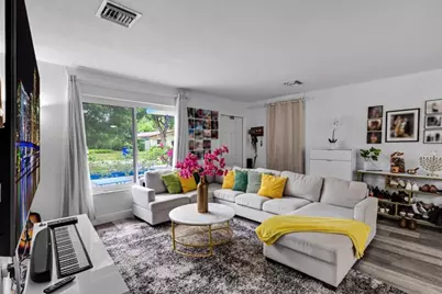 315 S 57th Avenue, Hollywood, FL 33023 - Photo 1